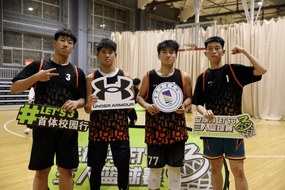 关于JackeyLove迎来三赛季出色发挥，雄鹿观众热烈欢呼！的信息